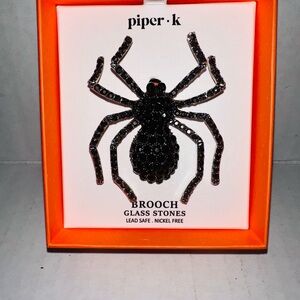 Piper K Black Glass Stones Creeper Halloween Spider Brooch Pin